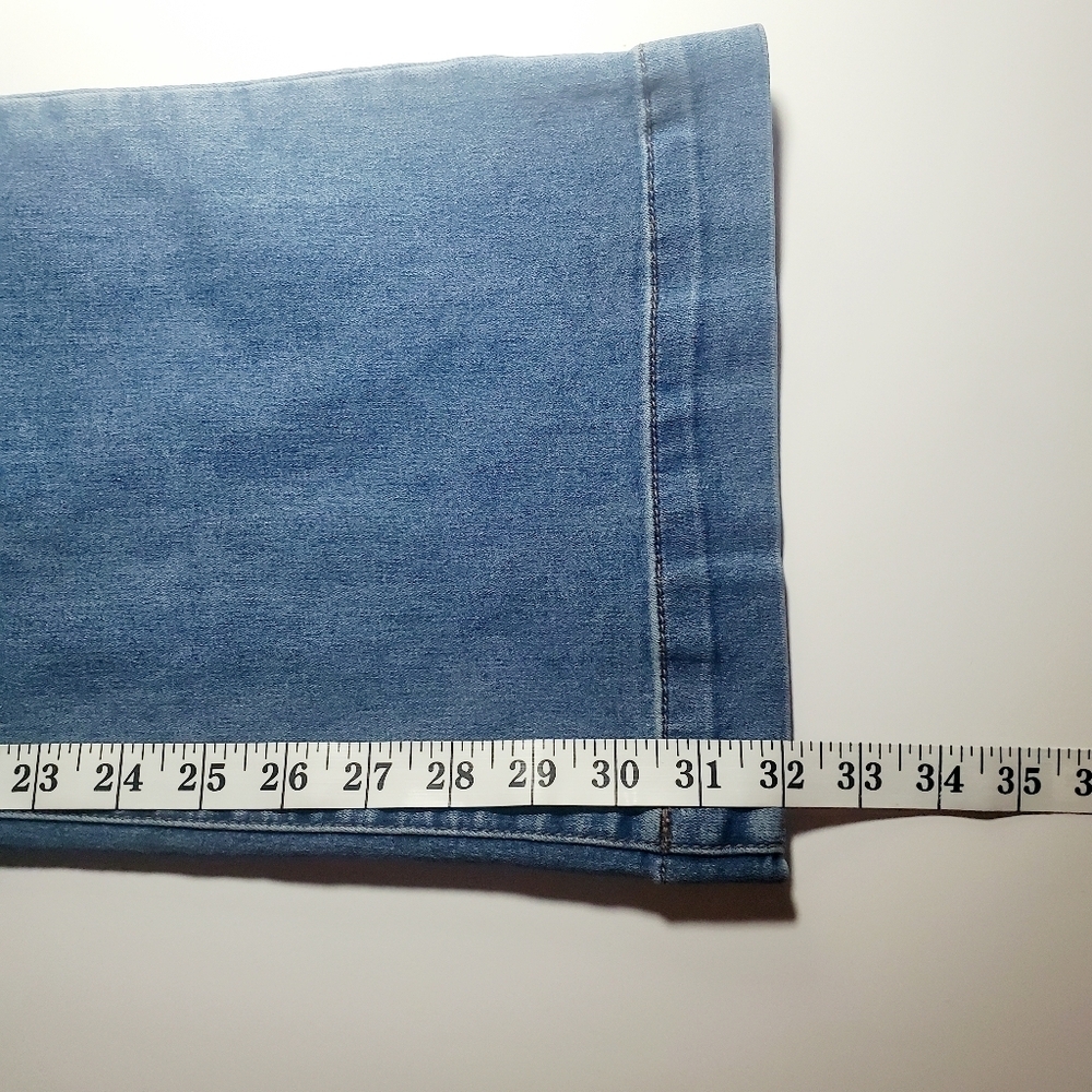 FREE PEOPLE Mid-Rise Flare Stretch Denim Jeans Size 27 Stevie Wash - Picture 9 of 13